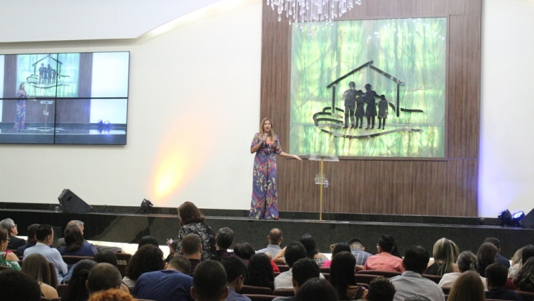 Culto de Celebração – Prª Cássia Vilela – 28/04/2019